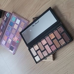 Eyeshadow palettes